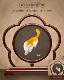 苏绣摆件双面异色绣猫戏螳螂中国风刺绣经典工艺品摆台礼品送领导